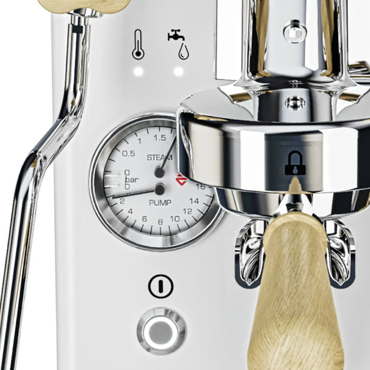 Title: How to Steam Dairy Milk at Home Like a Café Pro